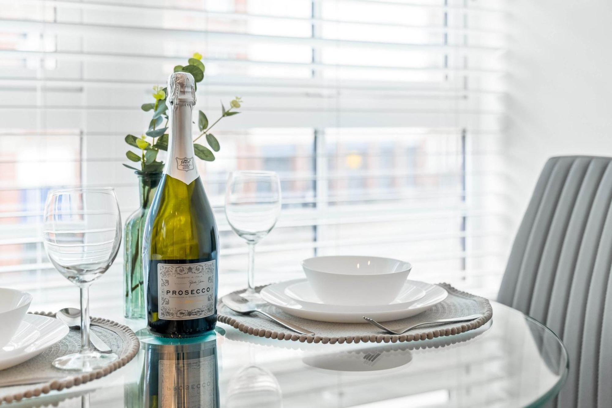 Luxury One Bed Apartment - Jewellery Quarter - Top Rated - 2Cs Birmingham Dış mekan fotoğraf